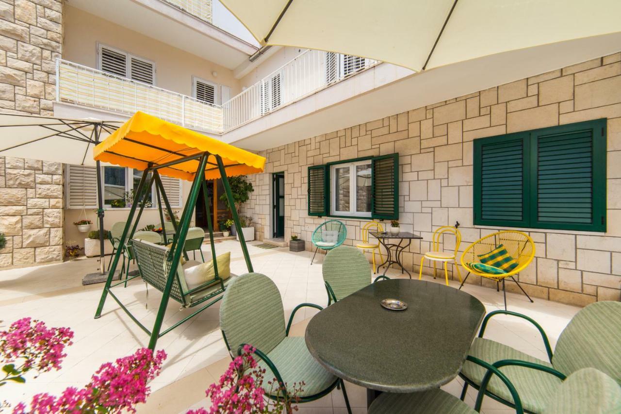 Apartmani Ujdur Gradac  Buitenkant foto